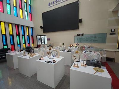 艺术学院2021级戏剧影视美术设计专业图案课结课展 美术图案设计的创新与服务